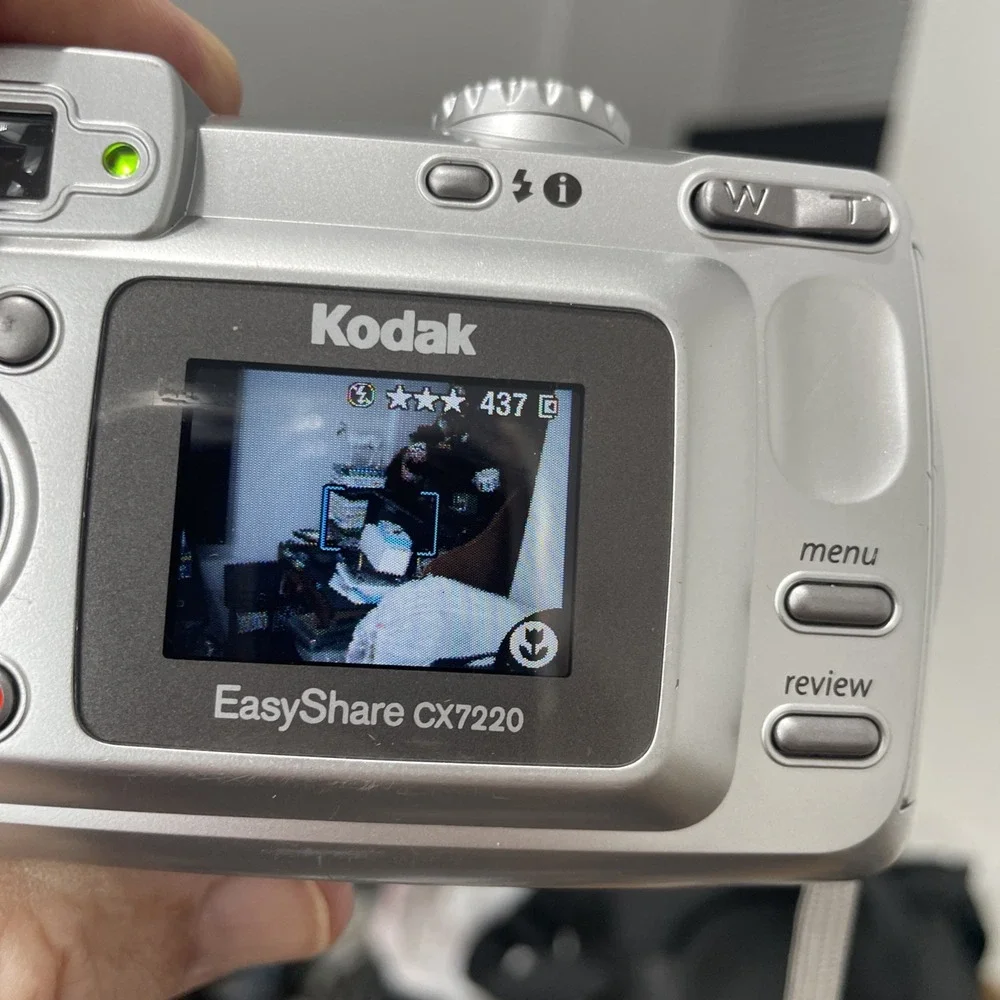 Kodak EasyShare CX-7220 2MP Digital Camera 2X Zoom+Battery+SD Card+Manual-READ